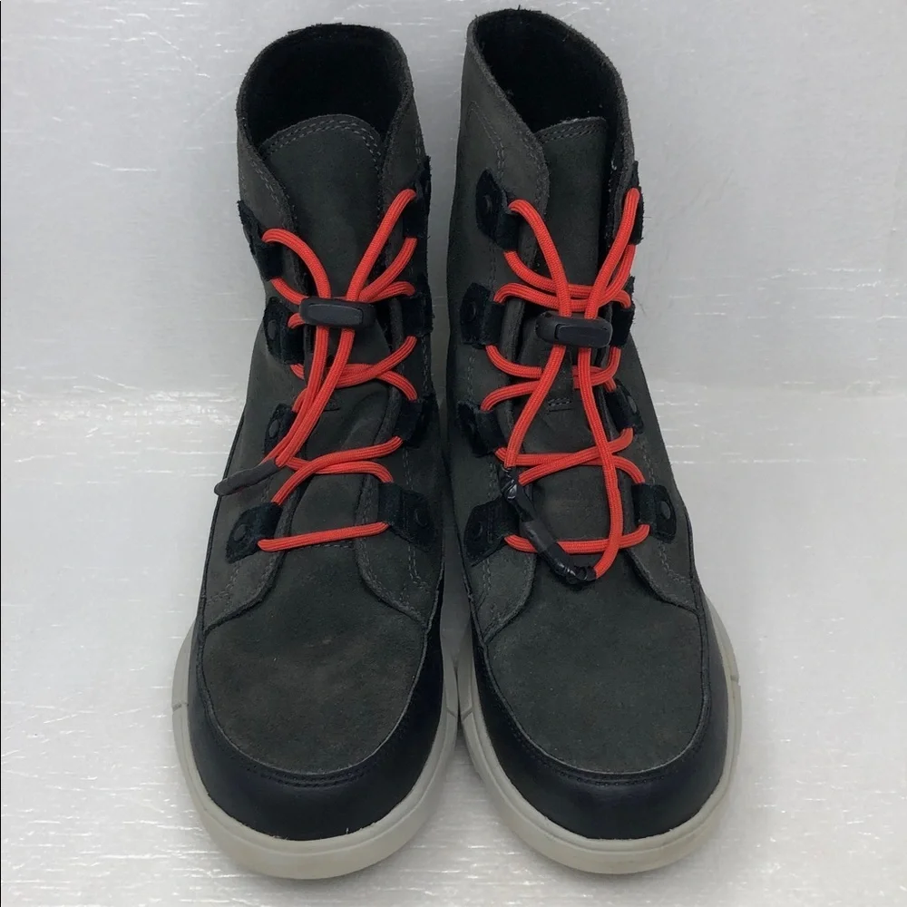 Sorel Kids Explorer Boots Red Lace Gray Suede Winter Outdoor Snow Size 6 Unisex